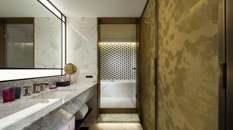 <b>Fauchon L'Hotel Kyoto Room</b>. Images powered by <a href="https://www.leonardoworldwide.com/" title="Leonardo Worldwide" target="_blank">Leonardo</a>.