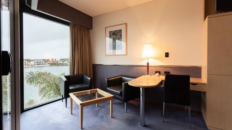 The Lakes Resort Hotel Suite