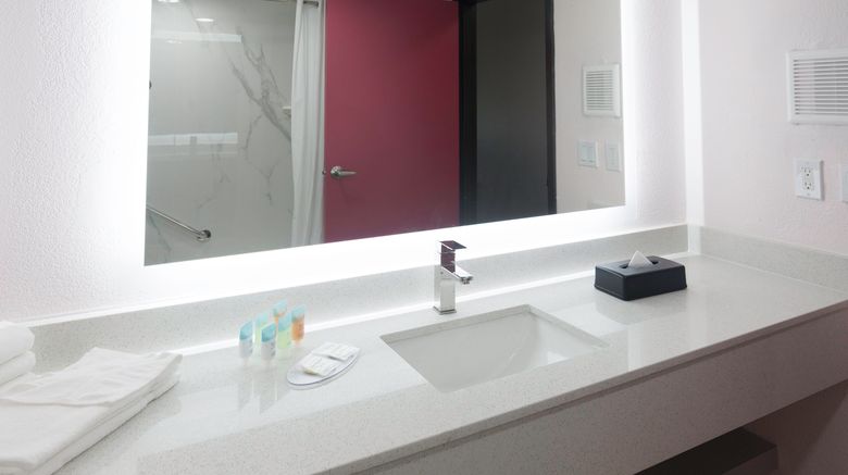 <b>B&B Hotel Miami Airport Room</b>. Images powered by <a href="https://www.leonardoworldwide.com/" title="Leonardo Worldwide" target="_blank">Leonardo</a>.