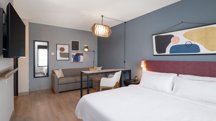 Atwell Suites Henderson the Pass Room