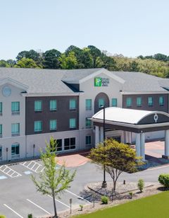 Holiday Inn Express Hotel & Suites