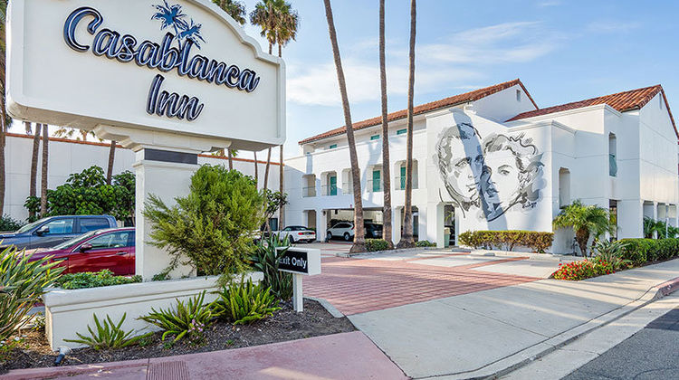Casablanca Inn Exterior