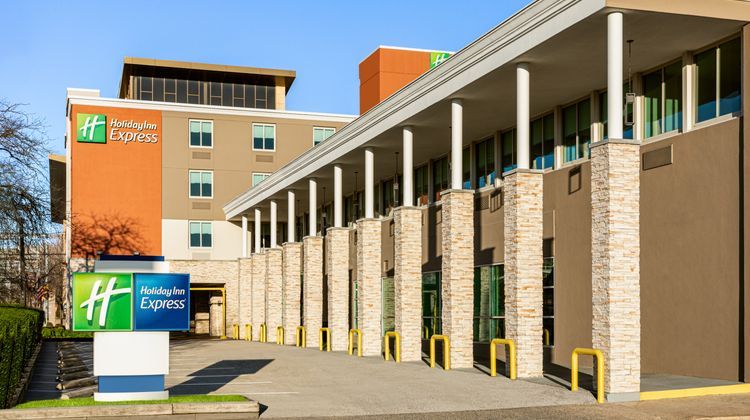 Holiday Inn Express Baltimore/Stadiums Exterior