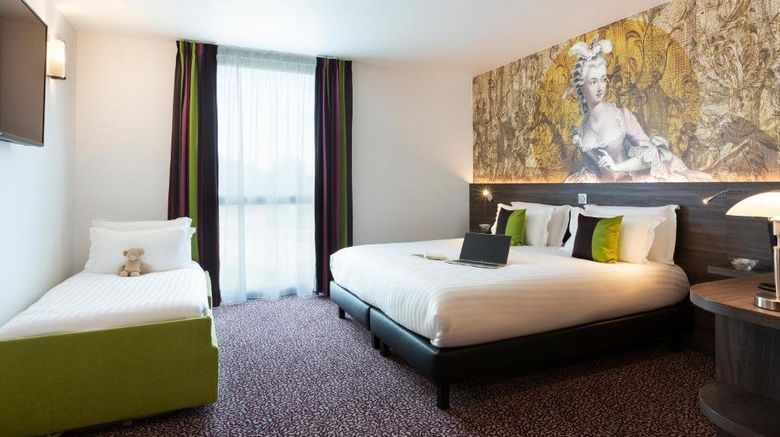 <b>Hotel Roi Soleil Prestige Plaisir Room</b>. Images powered by <a href="https://www.leonardoworldwide.com/" title="Leonardo Worldwide" target="_blank">Leonardo</a>.