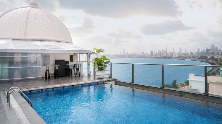 InterContinental Hotel Marine Drive Pool