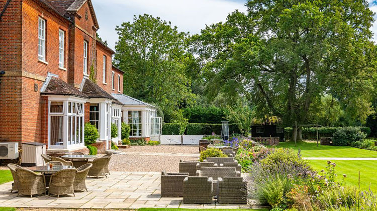Bartley Lodge Hotel Exterior