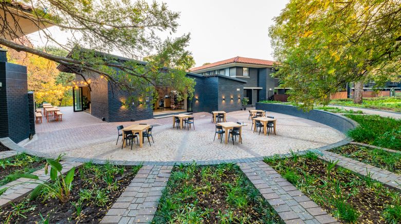 <b>BlackBrick Bedfordview Restaurant</b>. Images powered by <a href="https://www.leonardoworldwide.com/" title="Leonardo Worldwide" target="_blank">Leonardo</a>.