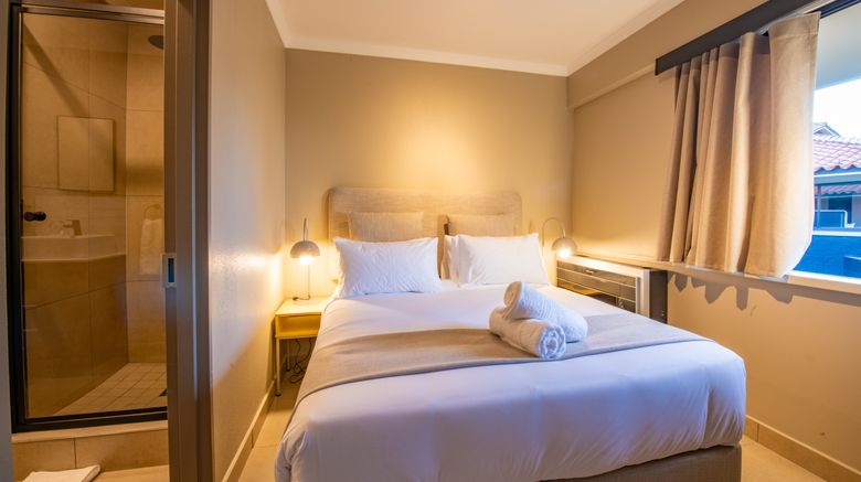 <b>BlackBrick Bedfordview Room</b>. Images powered by <a href="https://www.leonardoworldwide.com/" title="Leonardo Worldwide" target="_blank">Leonardo</a>.