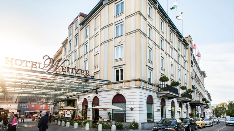 Das Weitzer Exterior