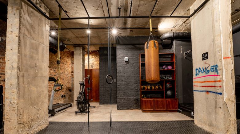 <b>BlackBrick Sandton 1 Health Club</b>. Images powered by <a href="https://www.leonardoworldwide.com/" title="Leonardo Worldwide" target="_blank">Leonardo</a>.