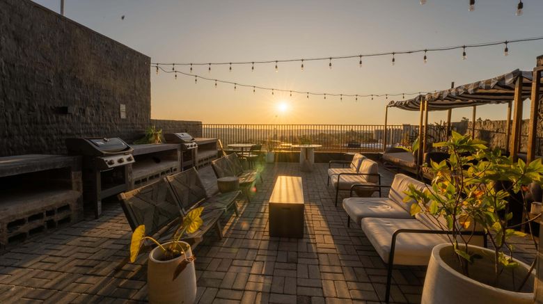 <b>BlackBrick Sandton 1 Exterior</b>. Images powered by <a href="https://www.leonardoworldwide.com/" title="Leonardo Worldwide" target="_blank">Leonardo</a>.