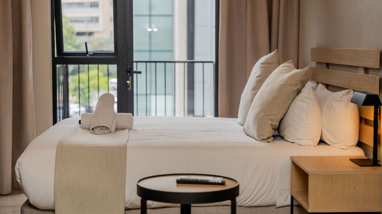 <b>BlackBrick Sandton 2 Room</b>. Images powered by <a href="https://www.leonardoworldwide.com/" title="Leonardo Worldwide" target="_blank">Leonardo</a>.