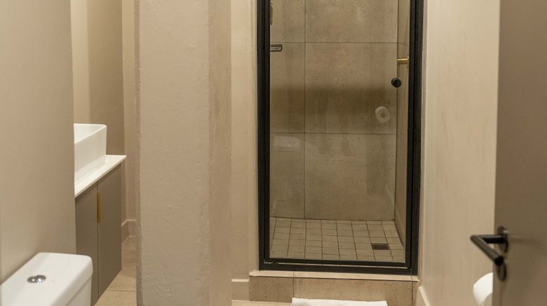 <b>BlackBrick Sandton 2 Suite</b>. Images powered by <a href="https://www.leonardoworldwide.com/" title="Leonardo Worldwide" target="_blank">Leonardo</a>.