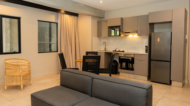<b>BlackBrick Sandton 2 Suite</b>. Images powered by <a href="https://www.leonardoworldwide.com/" title="Leonardo Worldwide" target="_blank">Leonardo</a>.