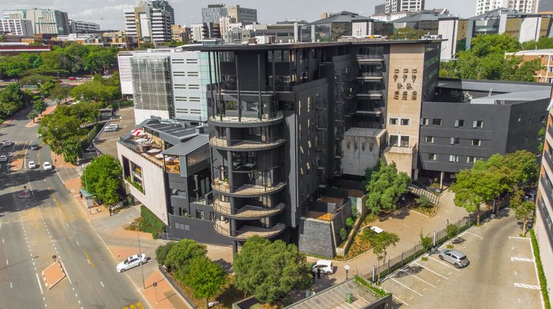 BlackBrick Sandton 2 Exterior. Images powered by <a href="https://www.leonardoworldwide.com" target="_blank" rel="noopener">Leonardo</a>.