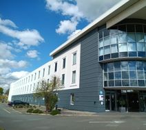 London Luton Vale Hotel Exterior