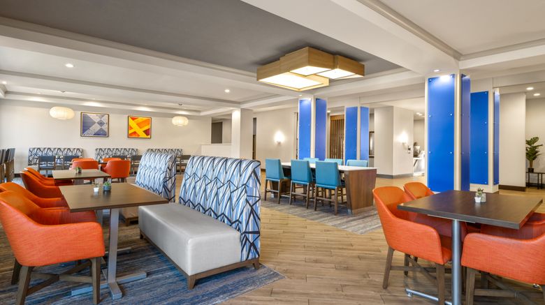 <b>Holiday Inn Express & Suites Aiken Exterior</b>. Images powered by <a href="https://www.leonardoworldwide.com/" title="Leonardo Worldwide" target="_blank">Leonardo</a>.