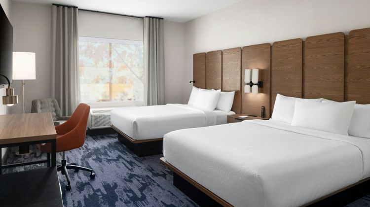 Fairfield Inn & Stes Nashville Bellevue Room