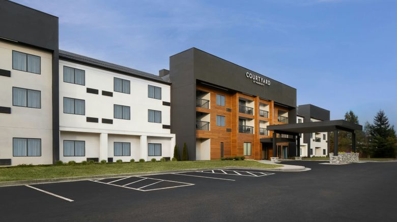 <b>Courtyard Chesapeake Greenbrier Exterior</b>. Images powered by <a href="https://www.leonardoworldwide.com/" title="Leonardo Worldwide" target="_blank">Leonardo</a>.