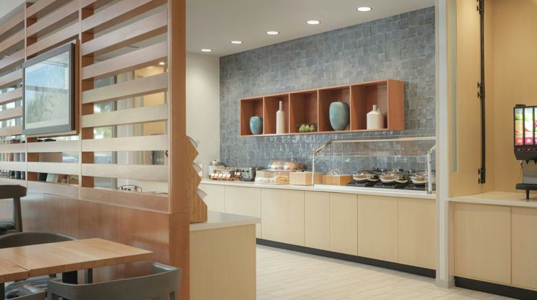<b>SpringHill Suites Tampa Downtown Restaurant</b>. Images powered by <a href="https://www.leonardoworldwide.com/" title="Leonardo Worldwide" target="_blank">Leonardo</a>.