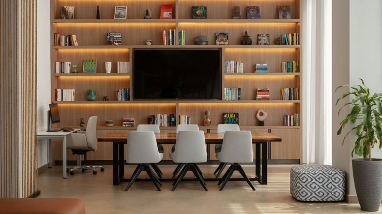 <b>Four Points Dakar Diamniadio Lobby</b>. Images powered by <a href="https://www.leonardoworldwide.com/" title="Leonardo Worldwide" target="_blank">Leonardo</a>.