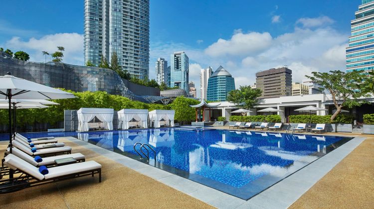 Singapore Marriott Tang Plaza Hotel Pool