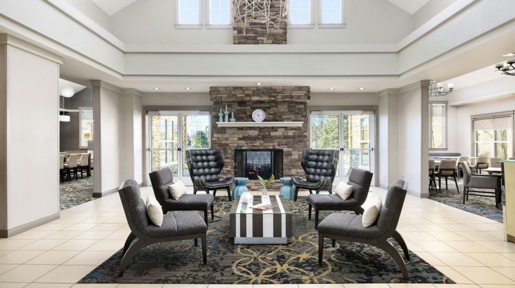 Residence Inn Des Moines West Lobby