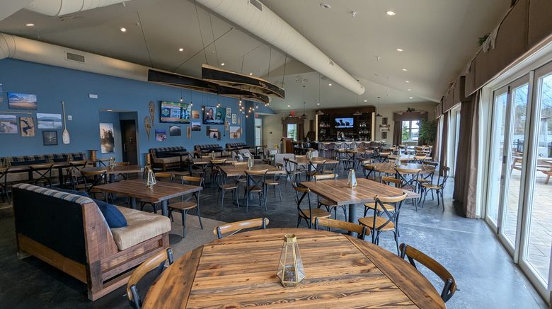 <b>voco Saranac Lake NY Waterfront Restaurant</b>. Images powered by <a href="https://www.leonardoworldwide.com/" title="Leonardo Worldwide" target="_blank">Leonardo</a>.