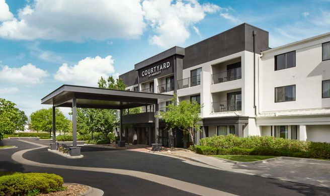 Courtyard Boulder Longmont Exterior