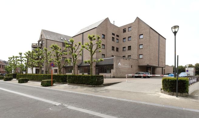 Hotel Corsendonk Viane Exterior