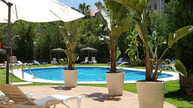 <b>TRH La Motilla Hotel Pool</b>. Images powered by <a href="https://www.leonardoworldwide.com/" title="Leonardo Worldwide" target="_blank">Leonardo</a>.