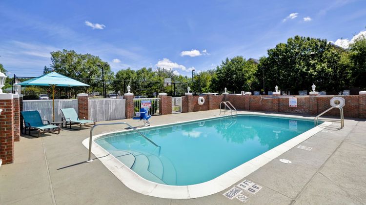 Residence Inn Jacksonville Airport Pool