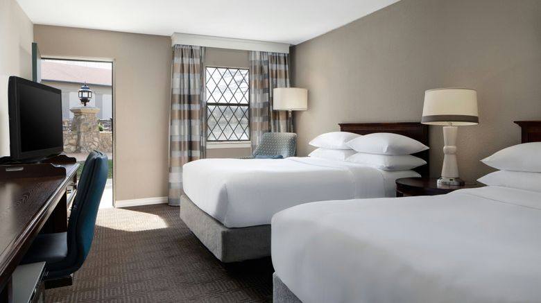 <b>Sheraton Westport Chalet Hotel St. Louis Room</b>. Images powered by <a href="https://www.leonardoworldwide.com/" title="Leonardo Worldwide" target="_blank">Leonardo</a>.