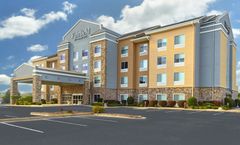 Fairfield Inn & Suites Commerce