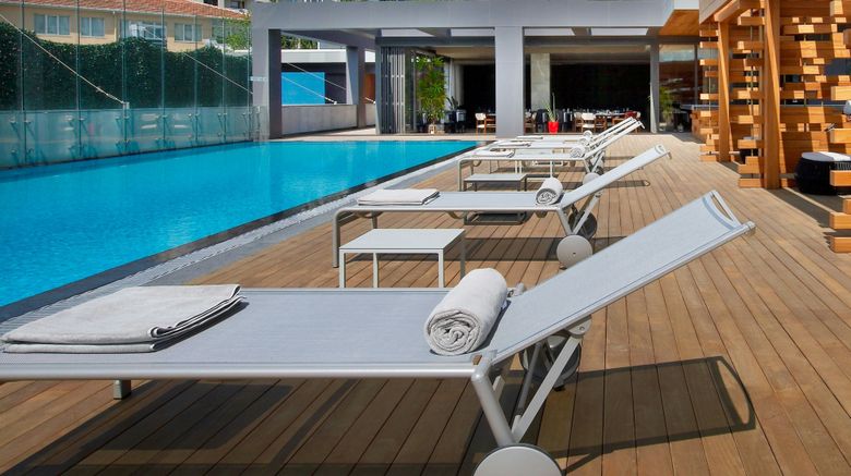 <b>Le Meridien Istanbul Etiler Pool</b>. Images powered by <a href="https://www.leonardoworldwide.com/" title="Leonardo Worldwide" target="_blank">Leonardo</a>.