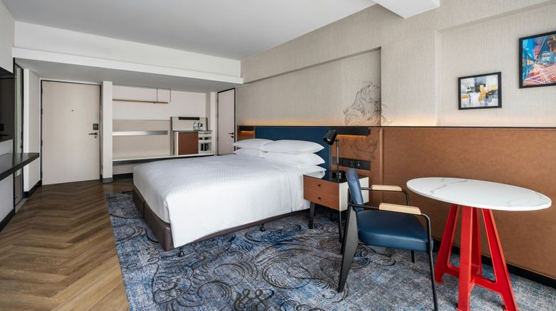 <b>Four Points by Sheraton Bangkok Suite</b>. Images powered by <a href="https://www.leonardoworldwide.com/" title="Leonardo Worldwide" target="_blank">Leonardo</a>.