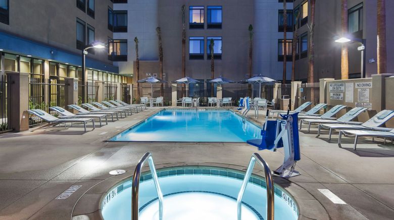 <b>SpringHill Suites Anaheim Maingate Pool</b>. Images powered by <a href="https://www.leonardoworldwide.com/" title="Leonardo Worldwide" target="_blank">Leonardo</a>.