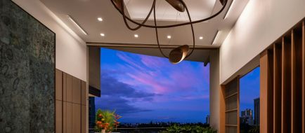 Ritz-Carlton Residences, Waikiki Beach Lobby