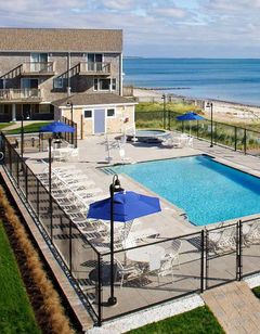 Ocean Mist Beach Hotel & Suites