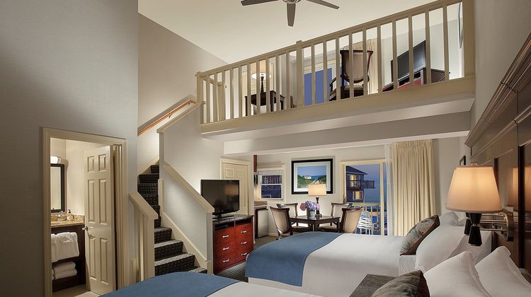 Ocean Mist Beach Hotel & Suites Room