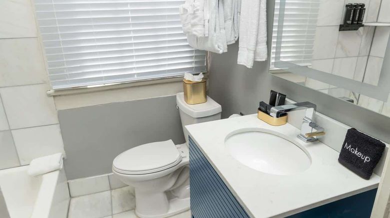 <b>The Lamothe House Hotel Room</b>. Images powered by <a href="https://www.leonardoworldwide.com/" title="Leonardo Worldwide" target="_blank">Leonardo</a>.