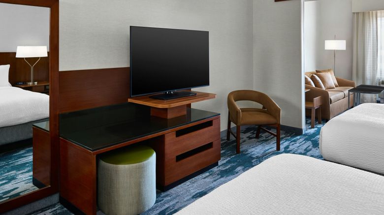 <b>Fairfield Inn & Suites Knoxville West Suite</b>. Images powered by <a href="https://www.leonardoworldwide.com/" title="Leonardo Worldwide" target="_blank">Leonardo</a>.