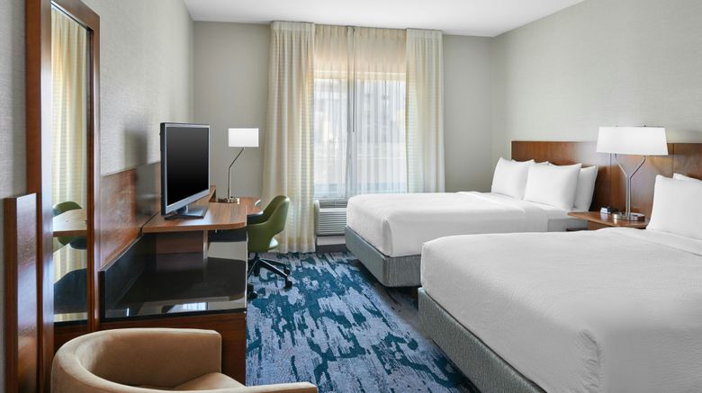 <b>Fairfield Inn & Suites Knoxville West Room</b>. Images powered by <a href="https://www.leonardoworldwide.com/" title="Leonardo Worldwide" target="_blank">Leonardo</a>.