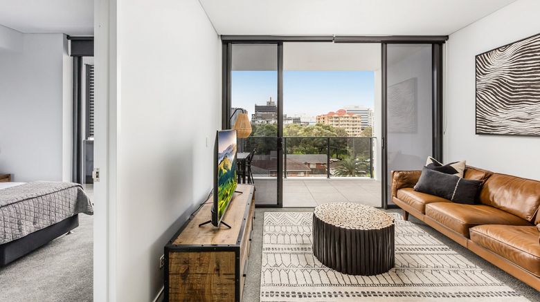 <b>Astra Apartments Wollongong Room</b>. Images powered by <a href="https://www.leonardoworldwide.com/" title="Leonardo Worldwide" target="_blank">Leonardo</a>.