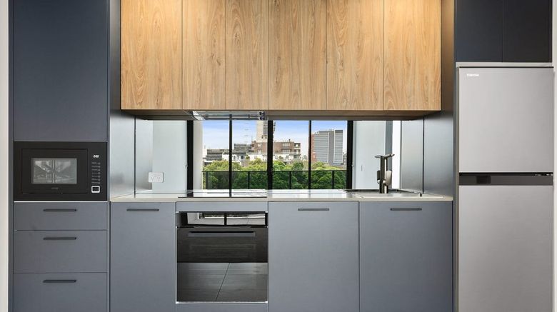 <b>Astra Apartments Wollongong Room</b>. Images powered by <a href="https://www.leonardoworldwide.com/" title="Leonardo Worldwide" target="_blank">Leonardo</a>.