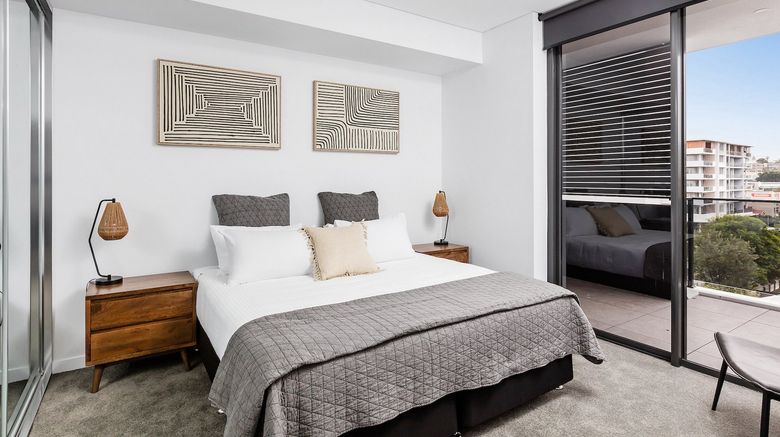 <b>Astra Apartments Wollongong Room</b>. Images powered by <a href="https://www.leonardoworldwide.com/" title="Leonardo Worldwide" target="_blank">Leonardo</a>.