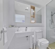 Astra Apartments MacQuarie Park Room