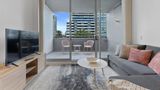 Astra Apartments MacQuarie Park Room