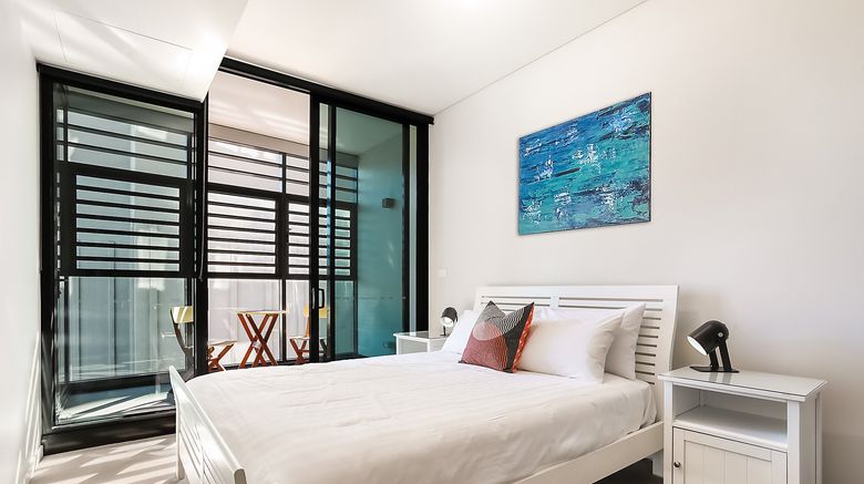 <b>Astra Apartments York and George Room</b>. Images powered by <a href="https://www.leonardoworldwide.com/" title="Leonardo Worldwide" target="_blank">Leonardo</a>.