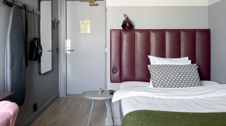 City Hotel Room